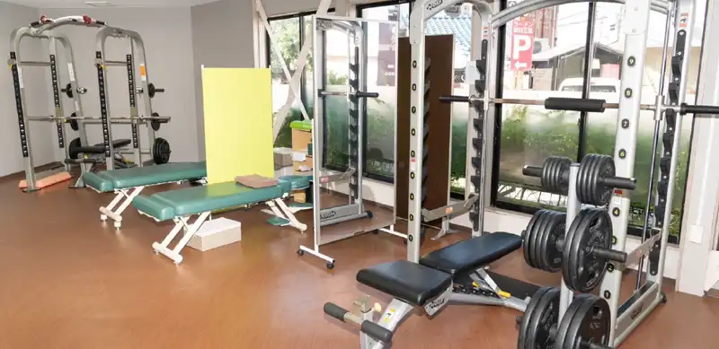 ほうしゅやまジム・整体院福岡空港店